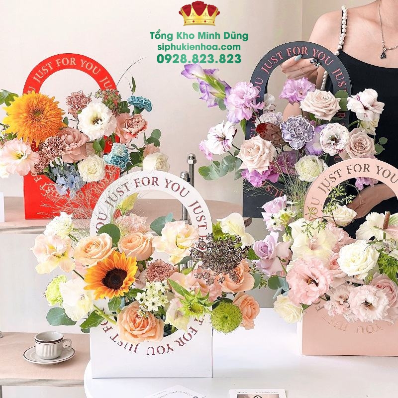 Túi Giấy Cắm Hoa Viền Chữ Cao Cấp (Set 10 Cái) - Sỉ Phụ Kiện Hoa Túi Giấy Cắm Hoa Viền Chữ Cao Cấp (Set 10 Cái) - Ảnh 2