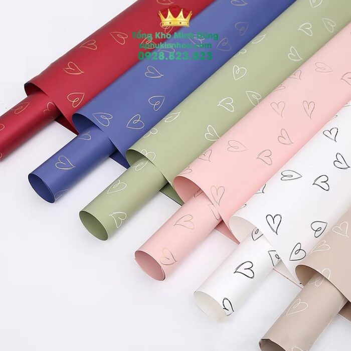 Giấy 1 Mặt Họa Tiết Tim Rỗng Cao Cấp