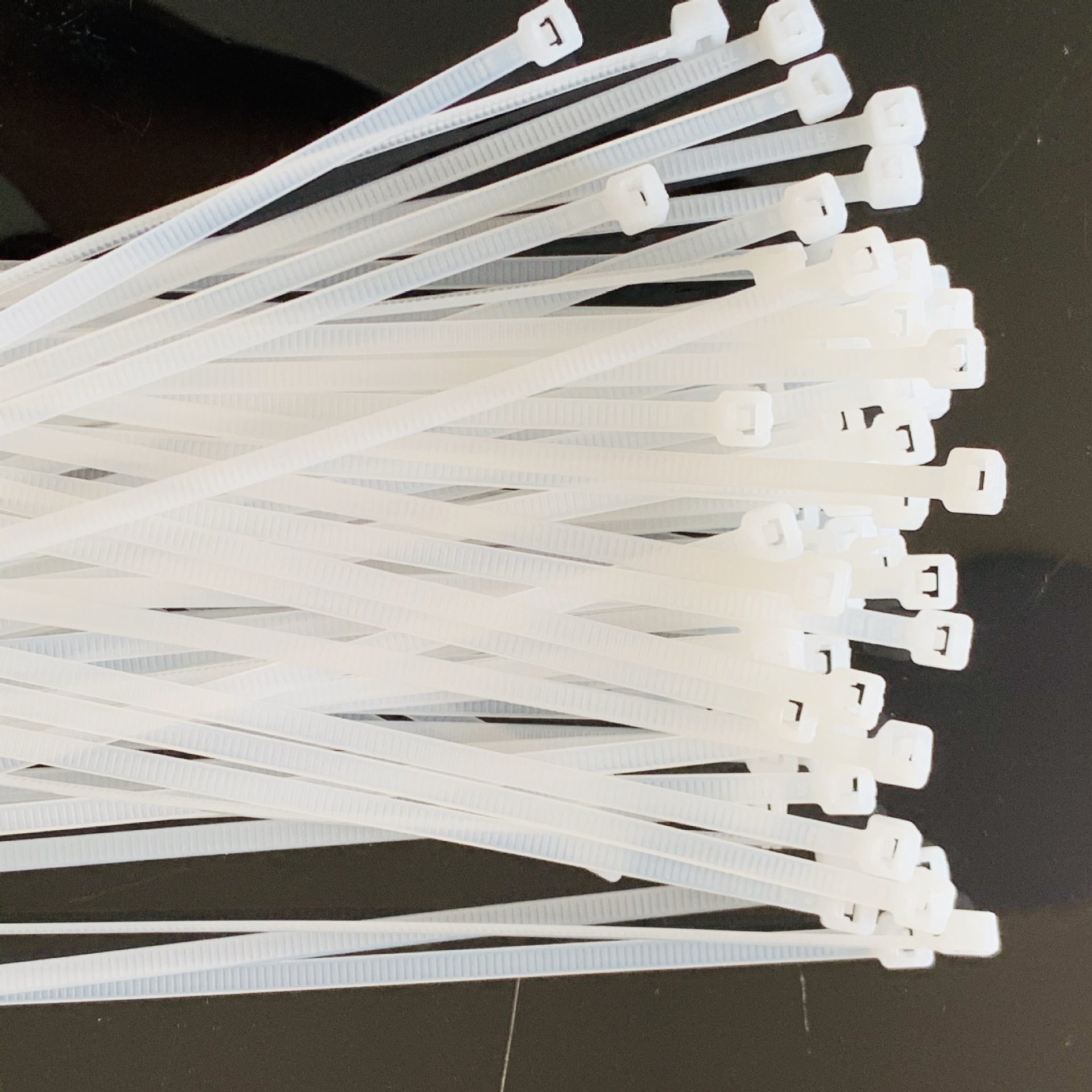 Dây Rút Cao Cấp (Bịch 80-100C) - Sỉ Phụ Kiện Hoa Dây Rút Cao Cấp (Bịch 80-100C)